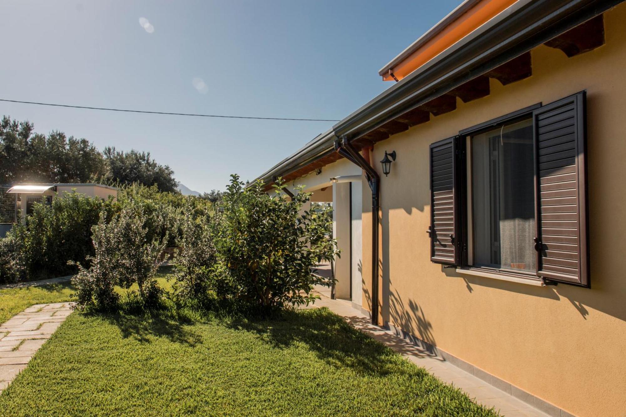 פרטיניצ'ו Villa Con Piscina Casale Di Gio Nel Golfo Di Castellammare מראה חיצוני תמונה