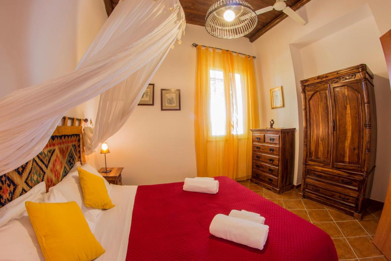 פרטיניצ'ו Villa Con Piscina Casale Di Gio Nel Golfo Di Castellammare מראה חיצוני תמונה